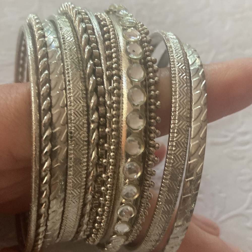 Bangles - Picture 2 of 4